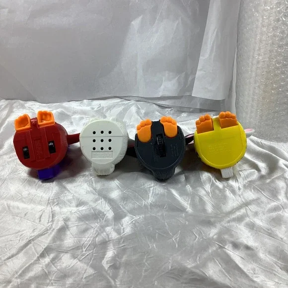 Vintage 1999 McDonalds Furby Happy Meal Toy Lot of 4 Red White Black Leopard - Picture 5 of 5